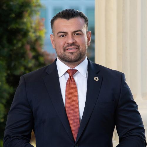 Avelino Valencia