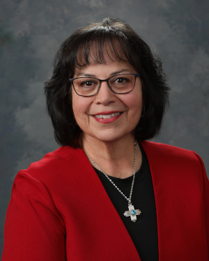 Debra Sariñana